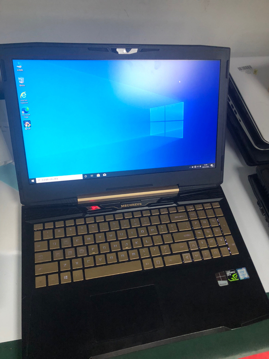 机械革命x6ti   游戏本  打游戏可以...