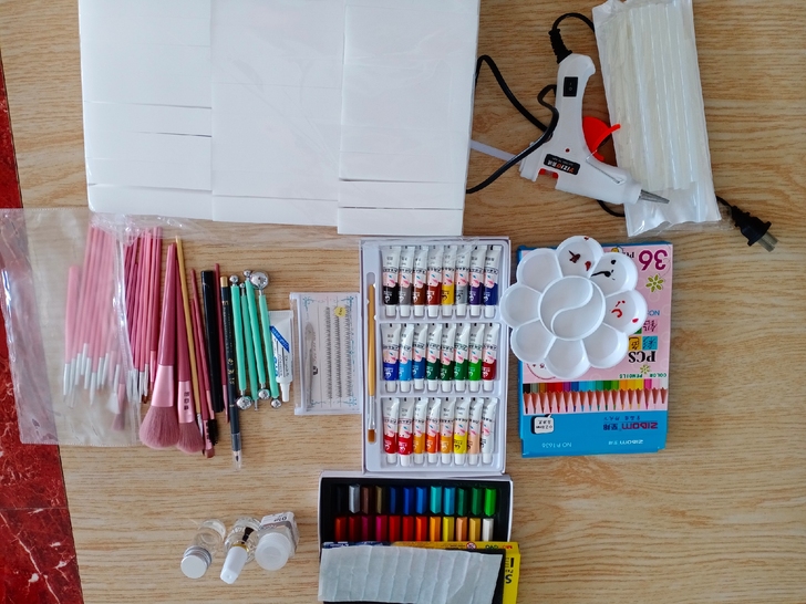 出bjd，叶罗丽娃娃工具，有盟友24色色粉...