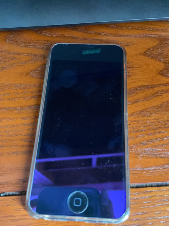 慢收一台iPhonese或者iPhone7...