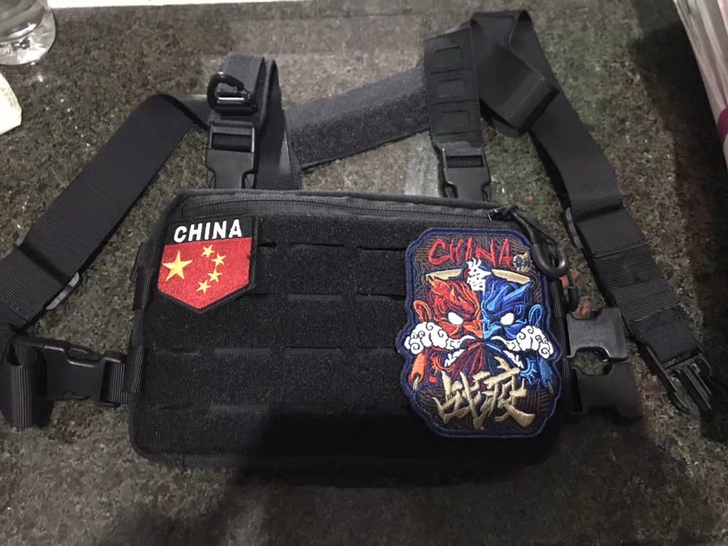 全新机车胸包，机能胸包，机能斜挎包。出游机...