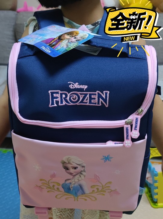 迪士尼小学生书包，全新带吊牌，标价288，...