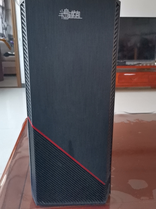 电脑机箱几乎全新