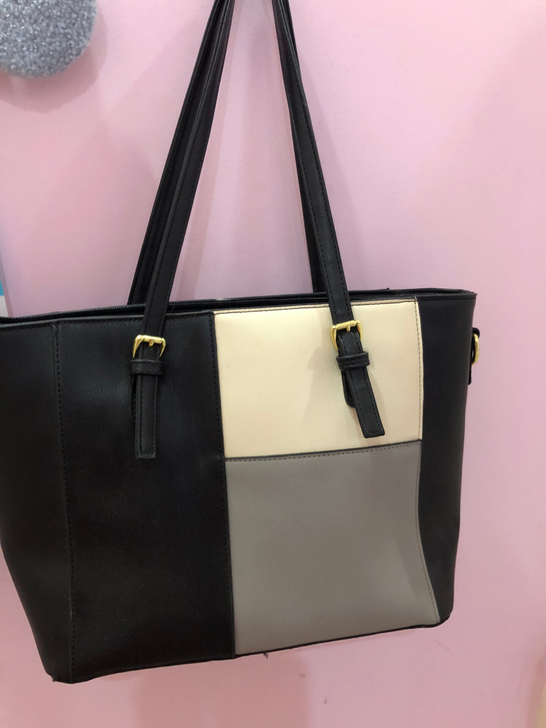 【全新包邮】特包女大容量简约日系通勤包手提...