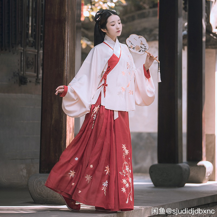 重回汉唐 民族装舞台装