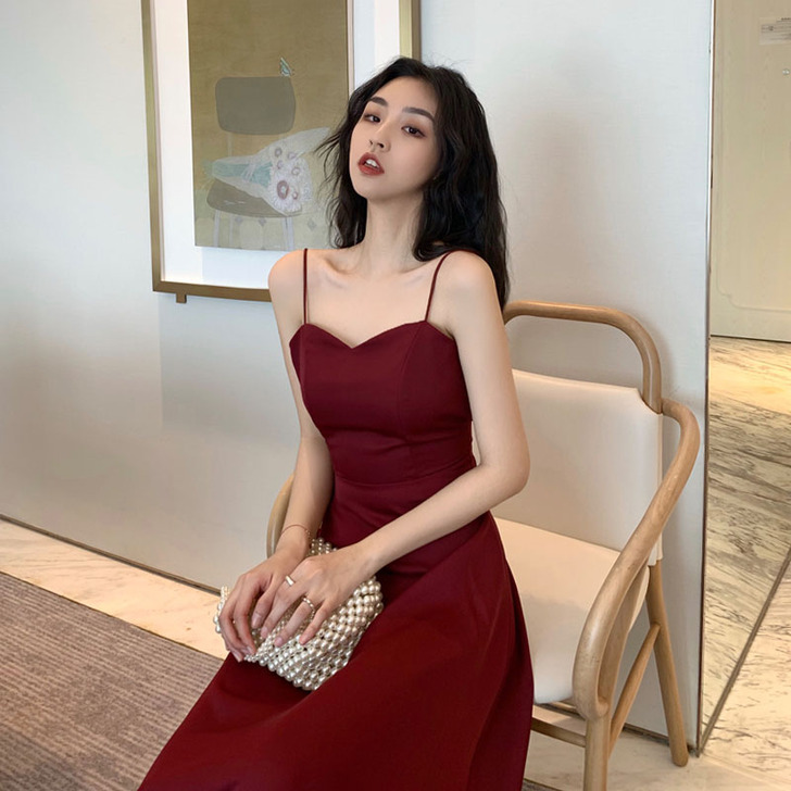 港味chic度假露背中长款性感抹胸吊带连衣...