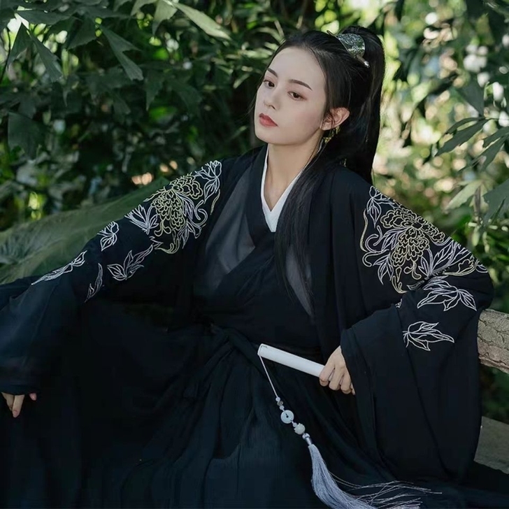 二哈和他的白猫师尊师昧/华碧楠cos，衣服...
