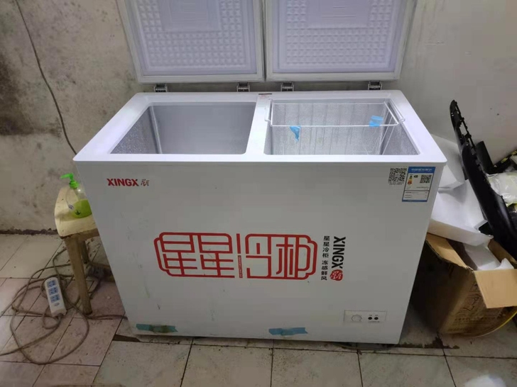 星星冰柜,一年前做烧烤在商场买进1288元...