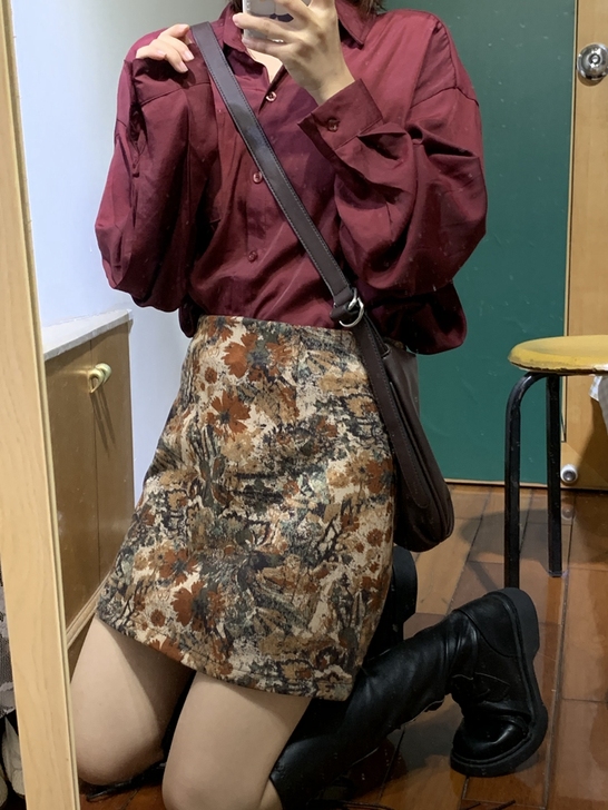 （一颗桃子）复古花纹印花加厚半身裙秋冬尾单