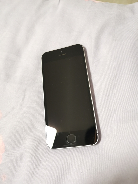 苹果iPhoneSE一代32G，指纹ID一...