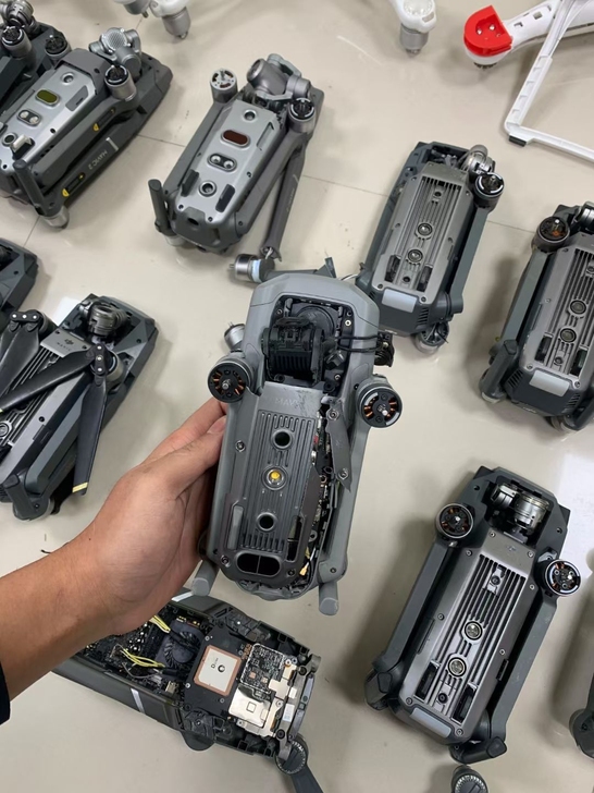 出售大疆Dji各型号无人机，炸鸡，摔坏，进...