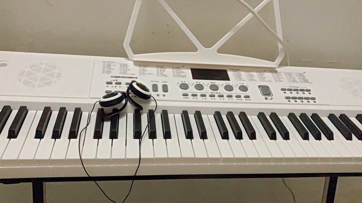 全新亏本出木纹充电多功能电子琴成人儿童幼师...