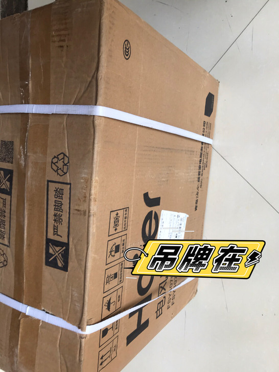 海尔电风扇,买了八台原本吹甲醛来着,一台都...