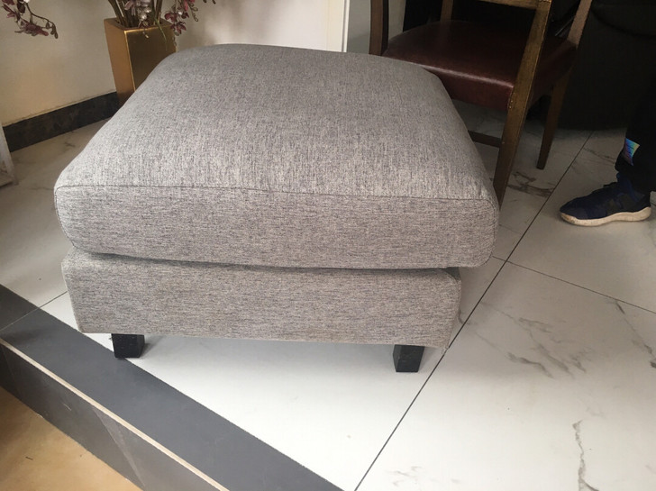 沙发墩，9成新，占地方便宜出，最好自提，没...