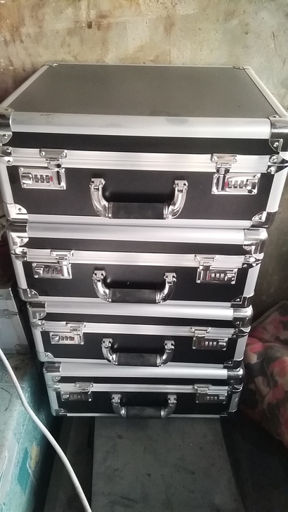 铝合金箱，40*33*15全新 密码锁工具...