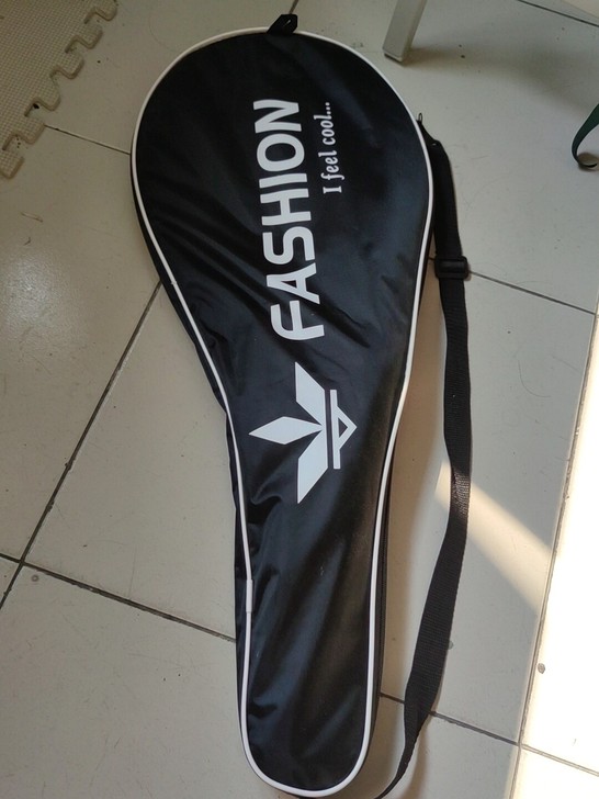 网球拍，赠2个网球