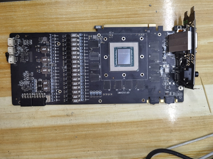 七彩虹GTX1080ti 11G坏卡 坏...