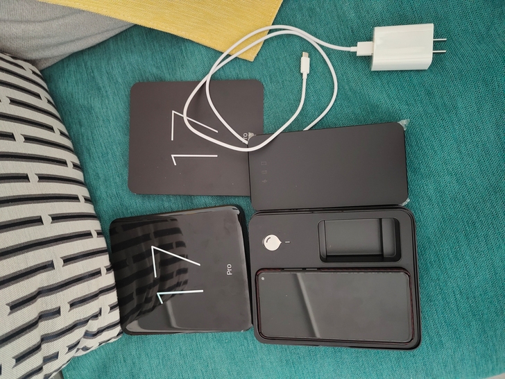 魅族17pro，黑色8+128，7月13号...