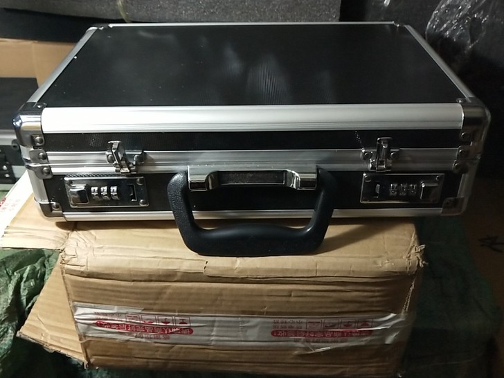 密码锁箱子手提密码箱五金工具箱收纳箱文件箱...