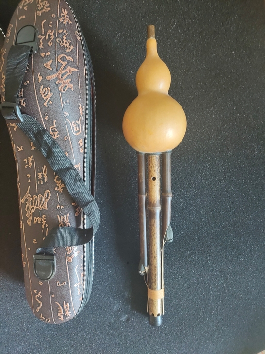 降B调九孔原生态葫芦丝，几乎全新。原价30...