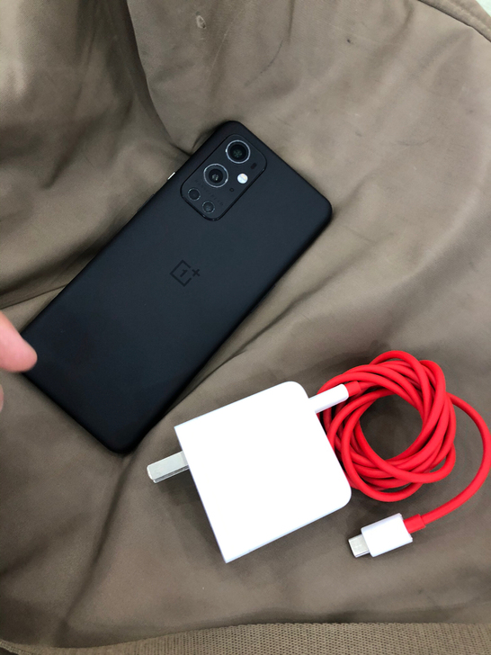 一加9pro 12+256g黑洞 单机加原...