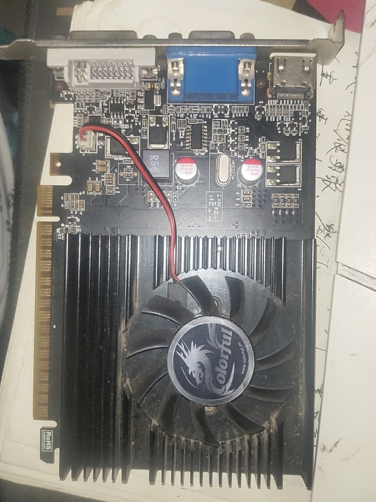 七彩虹gt610黄金版1G d3