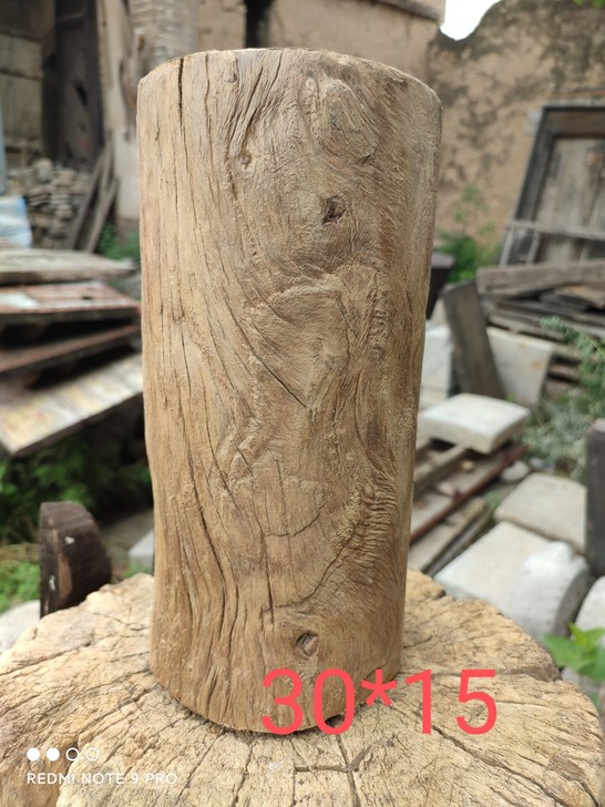 老榆木风化纹井轱辘，尺寸品相如图，不包邮。