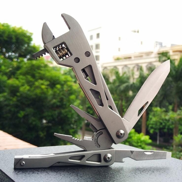 高质量组合扳手钳户外多功能工具钳子折叠小刀...