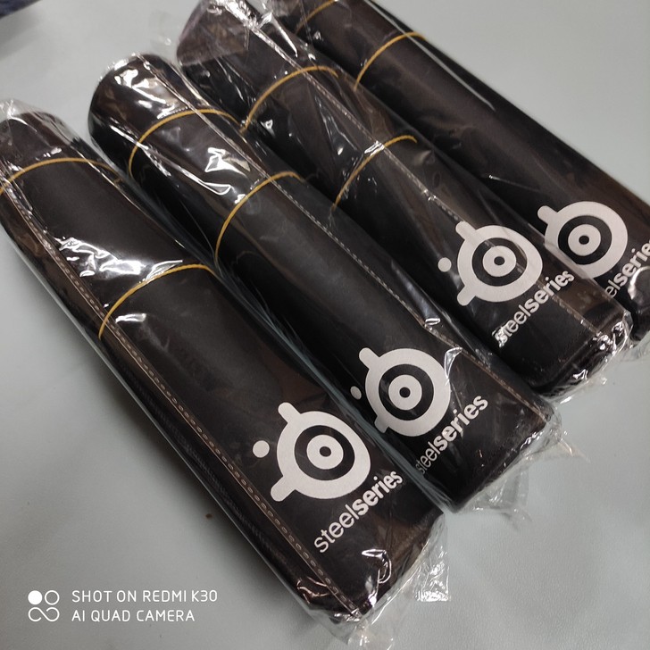 赛睿鼠标垫 最近大家都在要求我送垫子 不是...