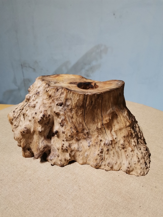 阴沉香杉木榴精美底座