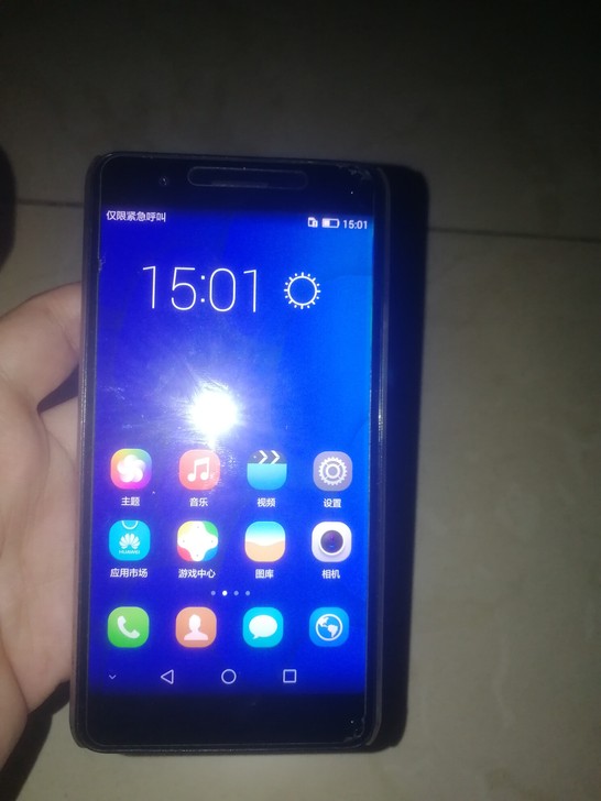 华为荣耀6plus手机转让。一切功能正常。...