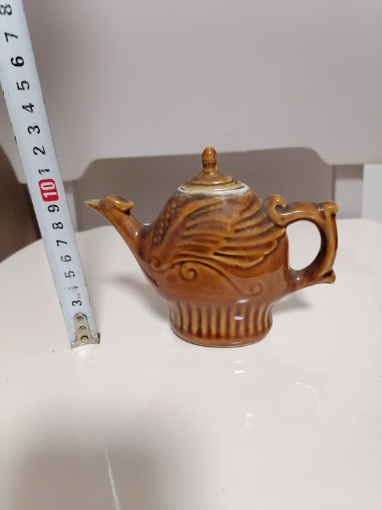 老酒壶，品相好，如图。