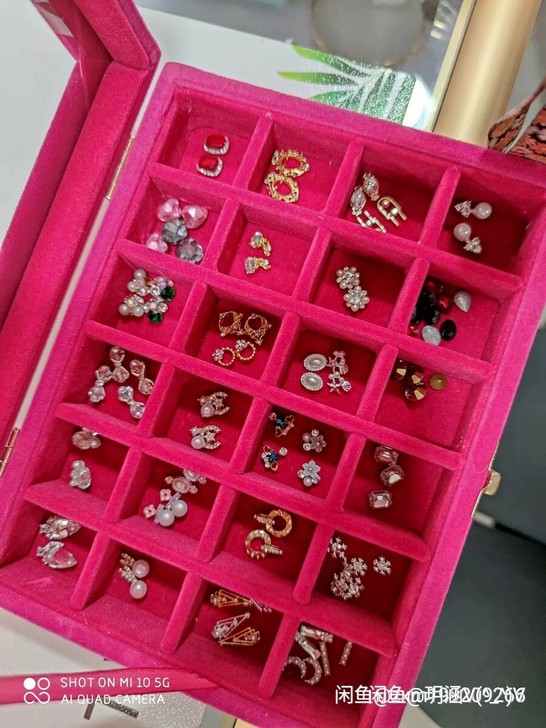 特价高品质美甲饰品钻石60颗随机发!!!大...