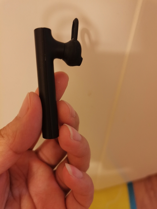 小米蓝牙耳机  99.99新 一次都没用过...