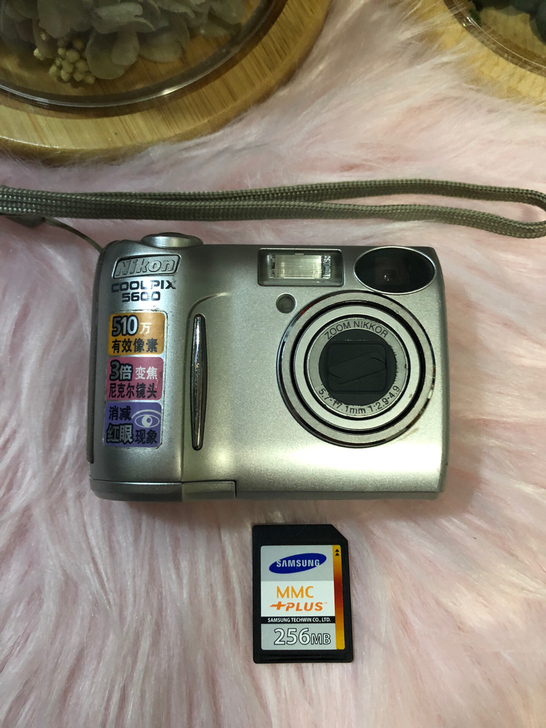 尼康COOLPIX 5600经典复古数码相机