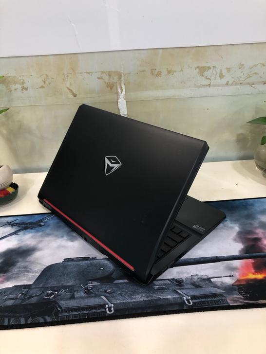 GTX965独显4G 六代i7四核 机械师...