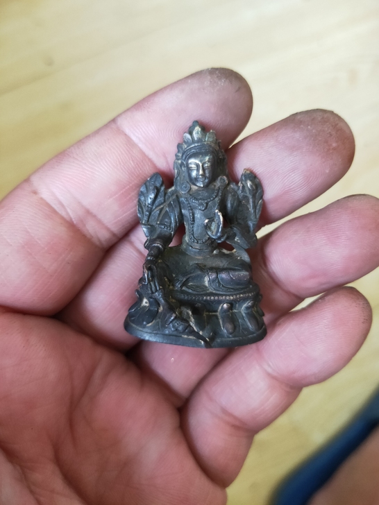 清末铜佛，品好没有毛病，雕工精美，喜欢的不...