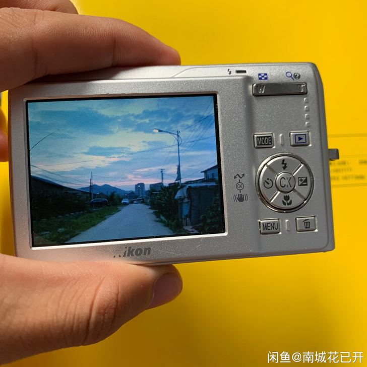 实价老数码相机ccd。尼康s200。 成色...