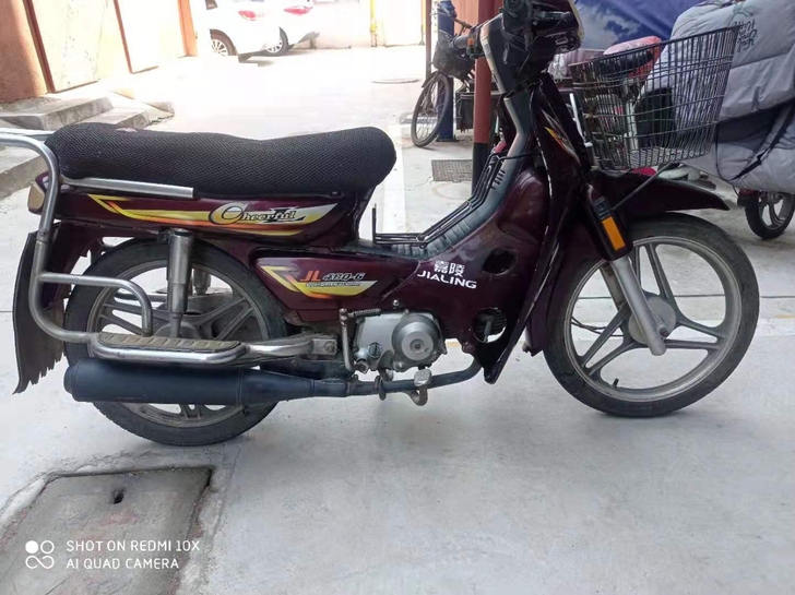 嘉陵正品48摩托车，07年买的，骑得时间不...