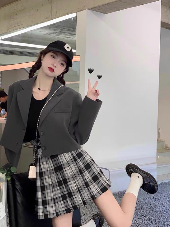 范智乔 灰色小西装外套女短款春秋学院风高级...