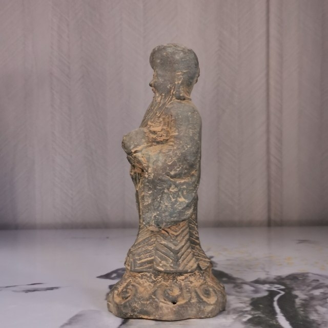 乡人老人淘来的老铜器 老物件 铜佛像 土地公