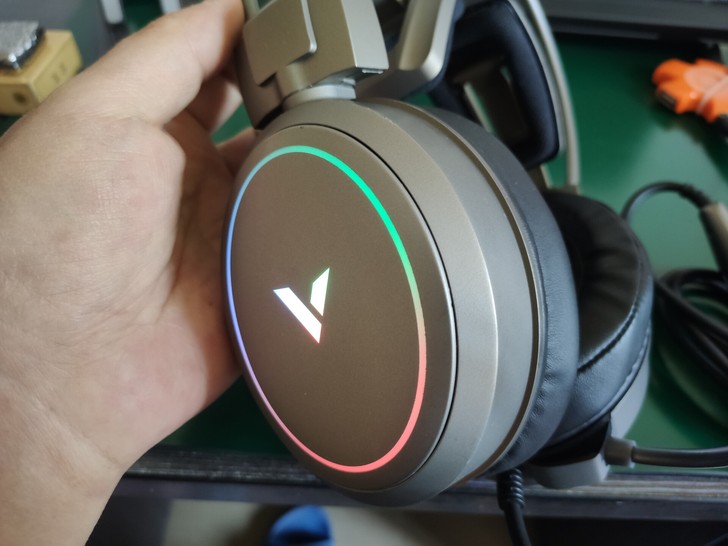 雷柏VH610虚拟7.1声道RGB灯光游戏...