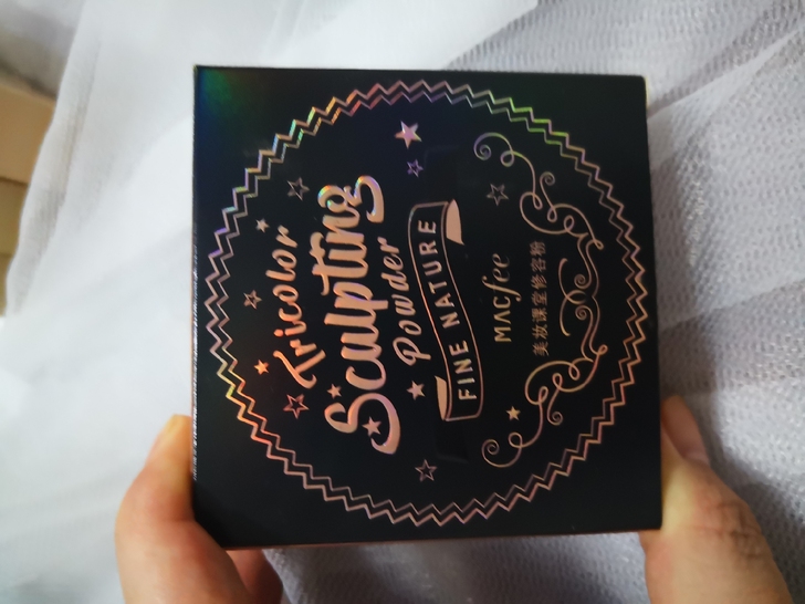 因店铺转让，现处理修容粉3个，18包邮