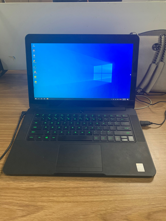 雷蛇灵刃14 3K触摸屏笔记本 配置：i7...