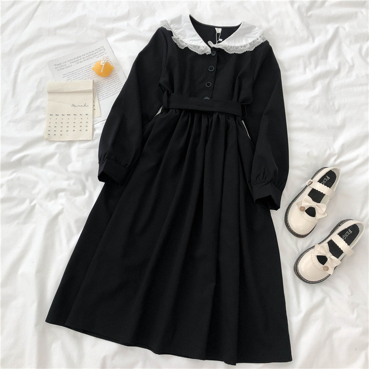 连衣裙娃娃领黑色长裙 只穿过一次