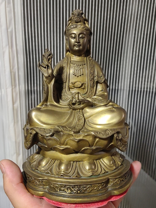 铜佛像，精铸工艺，高20厘米，重2.9斤，...