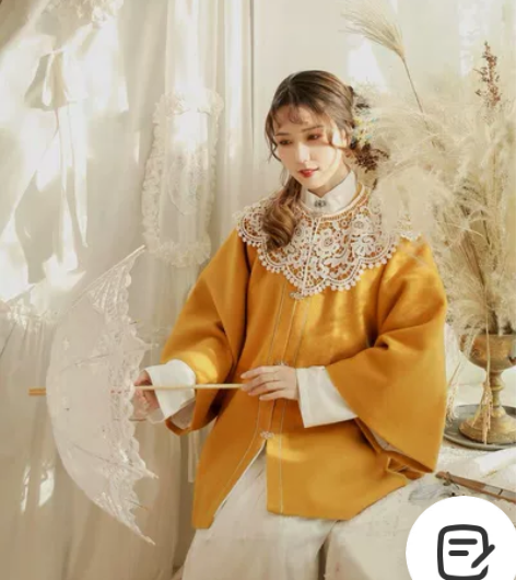 花鹿集汉服 明制圆领半袖 姜黄色，全新 买...