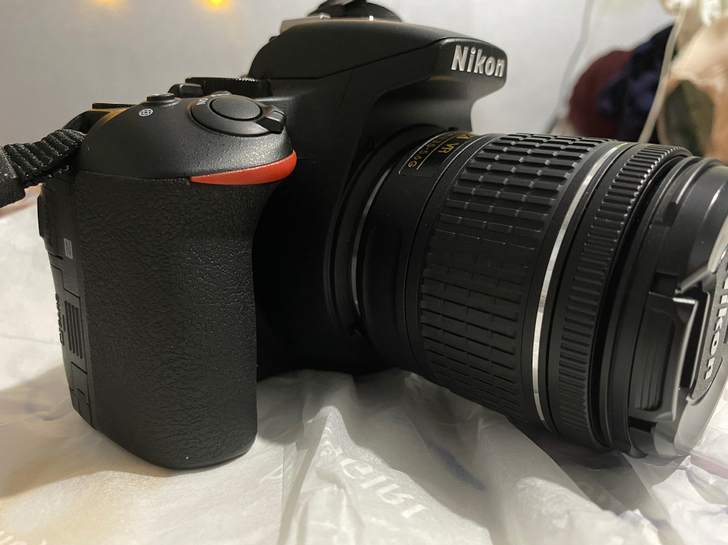 尼康（Nikon）D5600 单反相机 数...
