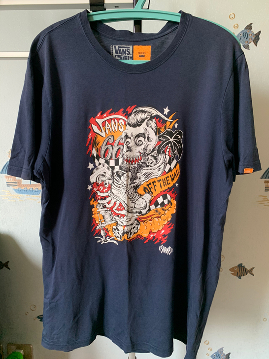 正品VANS 男士T恤 180码