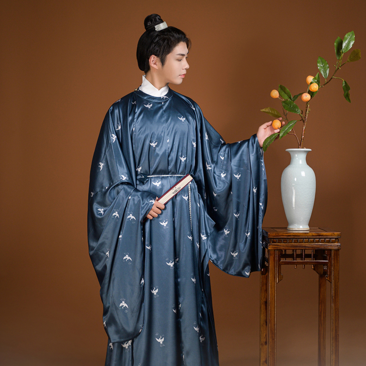 九袂原创汉服鹤鹤有名秋冬款印花明制圆领袍