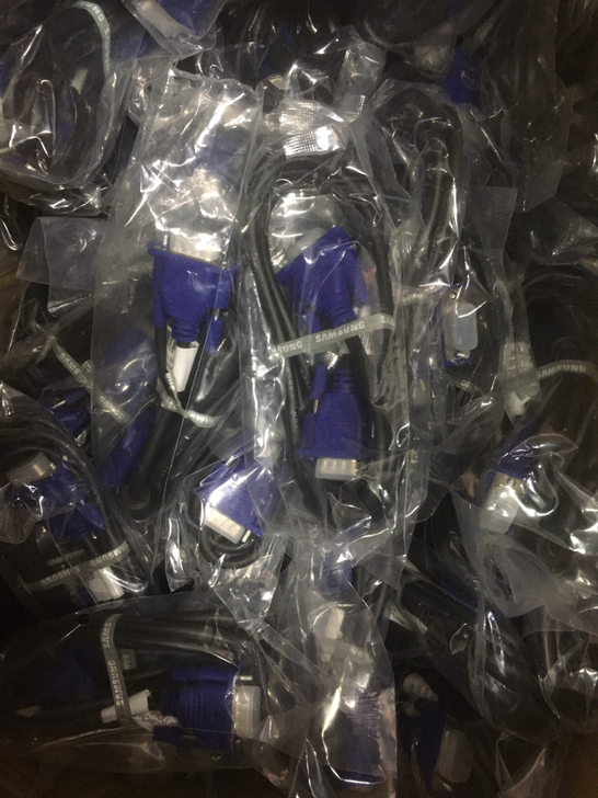 全新1.5米4+5VGA线投影仪 电脑 电...